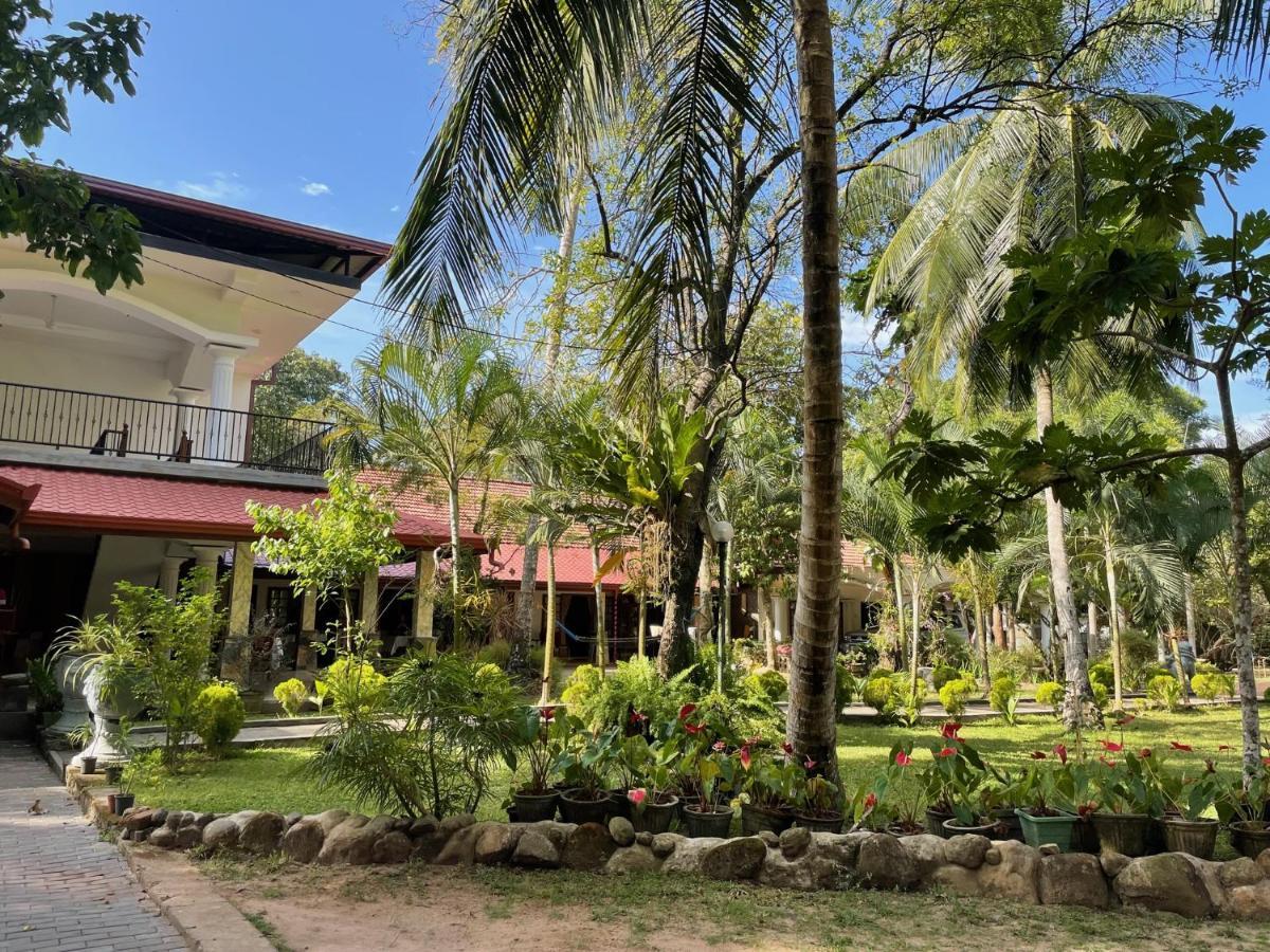 Little Villa Hotel Wadduwa Zewnętrze zdjęcie