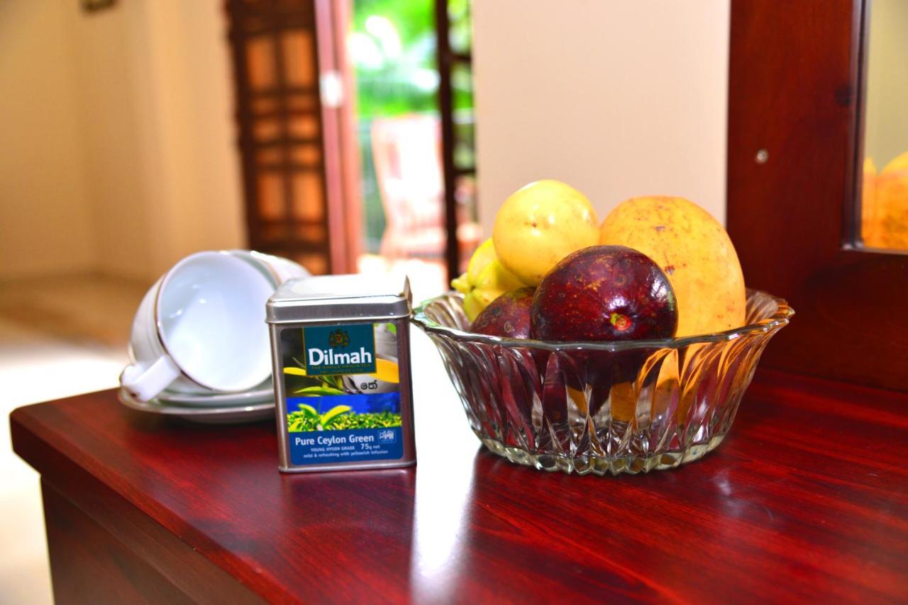 Little Villa Hotel Wadduwa Zewnętrze zdjęcie